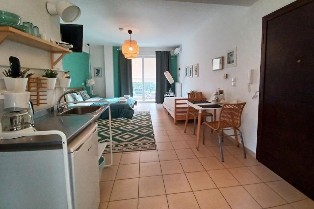 Comfy City Hideaway Kalamata Esterno foto